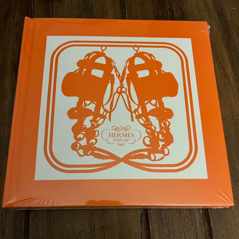 Hermes Livre Pop Up Book San Coloris New